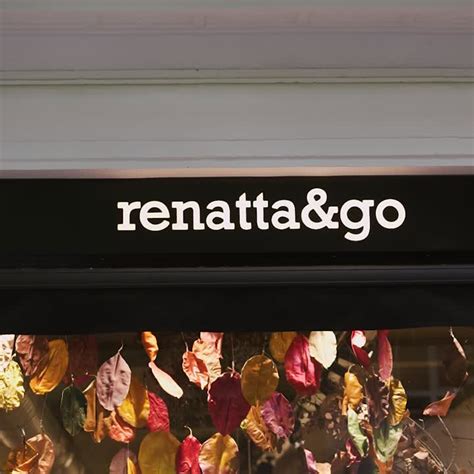 renatta and go - go won hee